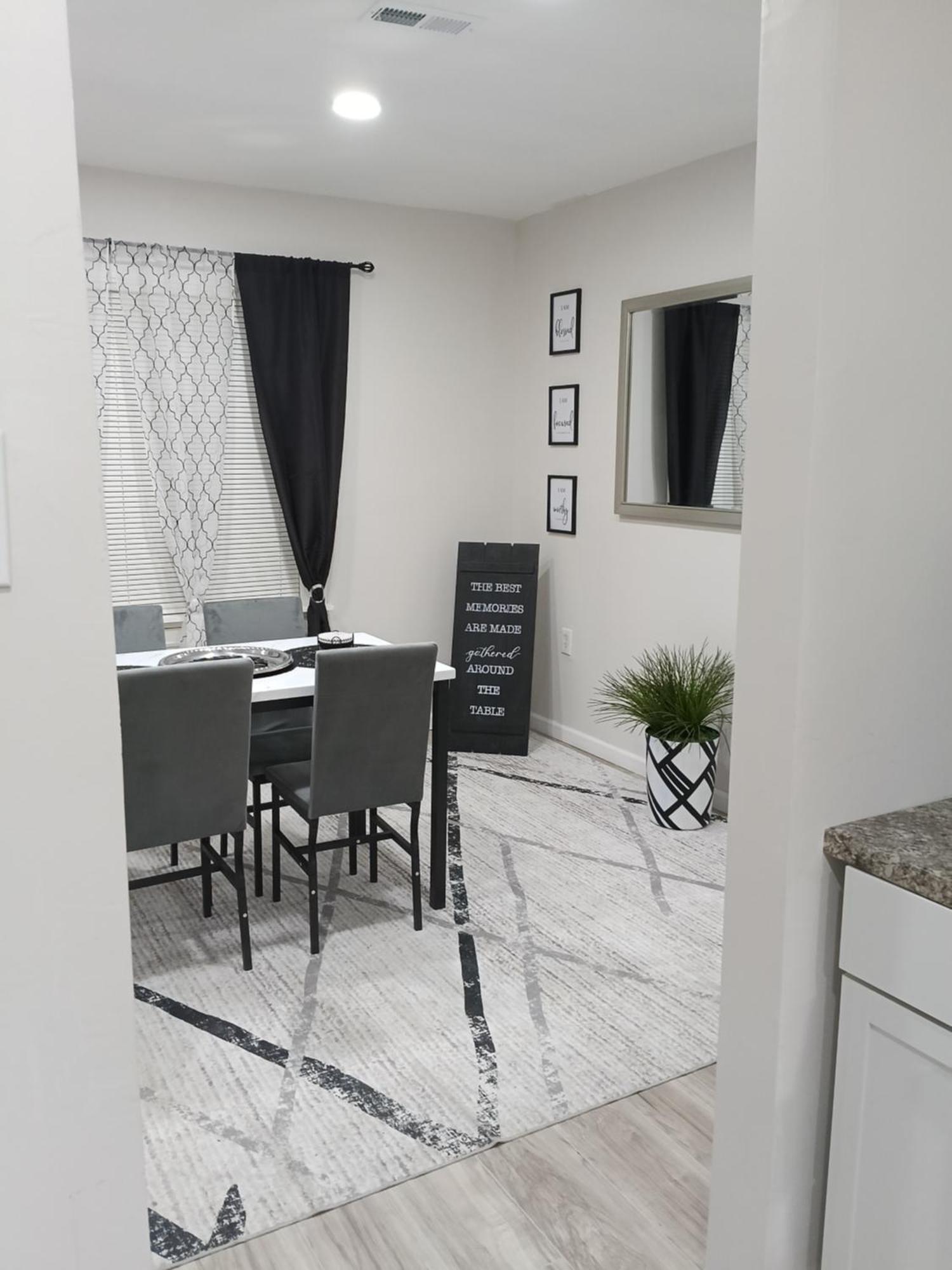 Relax & Awhile Apartment